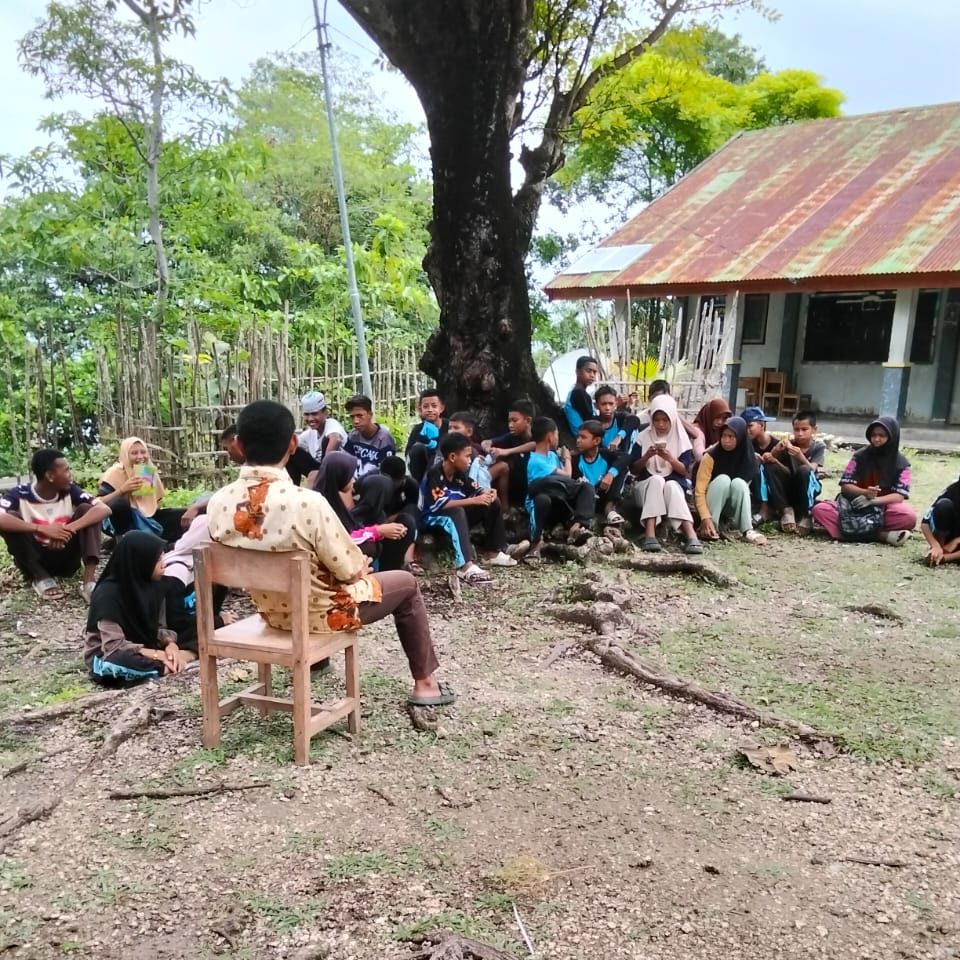 Pembinaan Kerohanian Ramadhan di SMPN Satu Atap Pulau Longos