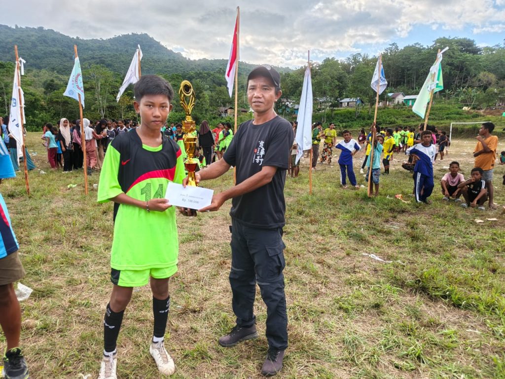 Juara Badminton di O2SN & LPI 2026